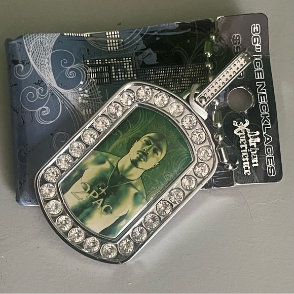 2pac Iced Out Rhinestone Dog Tag 36" Chain Necklace 2007 New - Picture 5 of 6